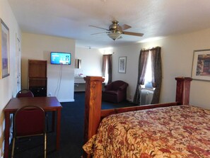 Room - Ireland Hotel (Murfreesboro)