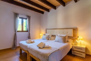 16 bedrooms, iron/ironing board, free WiFi, bed sheets - YourHouse Finca Can Grau (Sencelles)