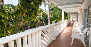 Property grounds - 2 Bedroom, 1 Bathroom 2nd floor stairs only. NO PETS (Bradenton Beach)