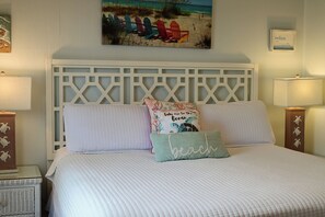 2 bedrooms, iron/ironing board, bed sheets