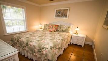 2 bedrooms, iron/ironing board, free WiFi