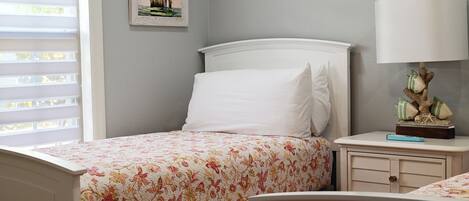 2 bedrooms, iron/ironing board, WiFi (free), bed sheets