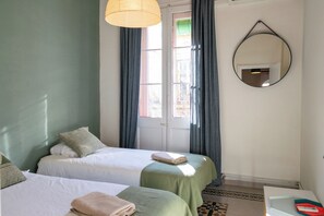 3 Schlafzimmer, Bügeleisen/Bügelbrett, WLAN, Bettwäsche