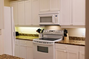 Coffee/tea maker, fridge, microwave, toaster