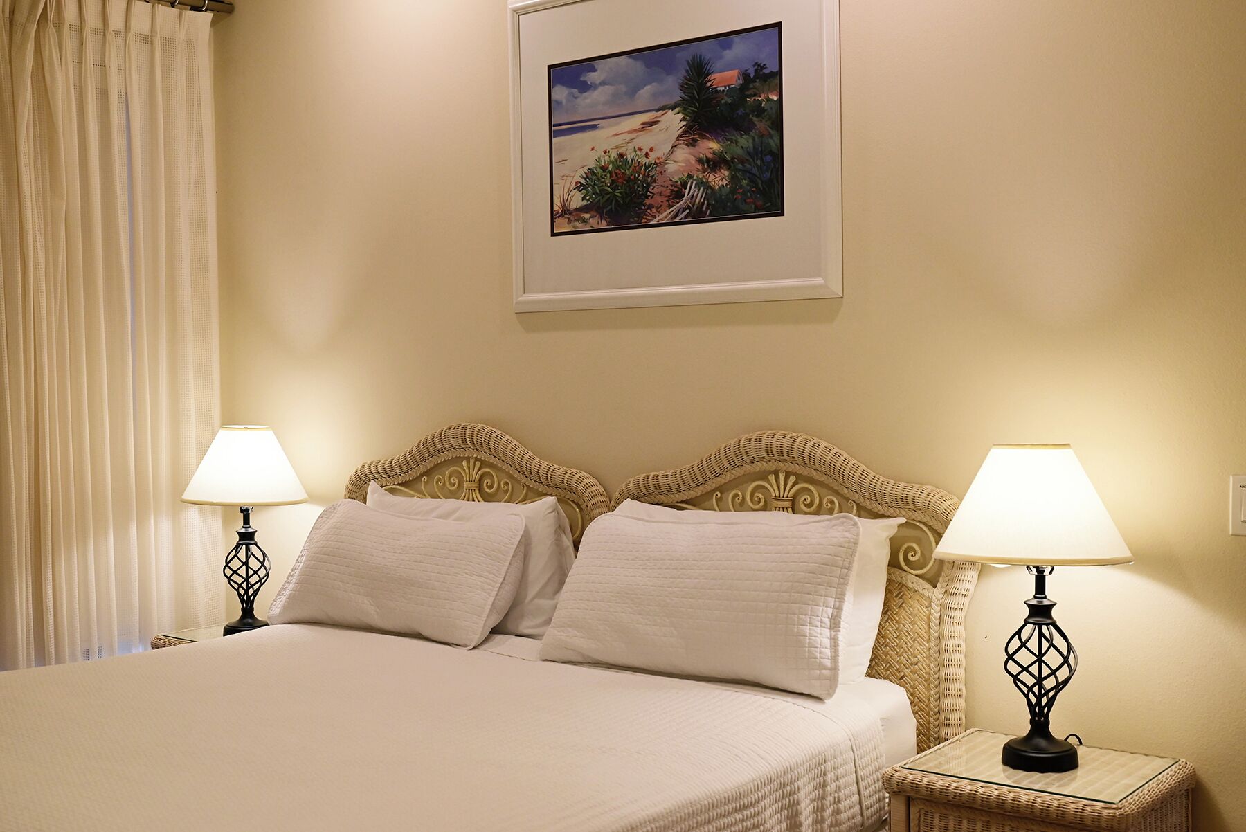 2 bedrooms, iron/ironing board, bed sheets