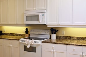 Coffee/tea maker, fridge, microwave, toaster