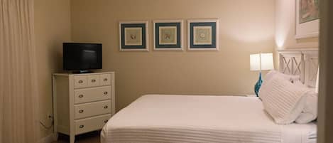 2 bedrooms, iron/ironing board, bed sheets