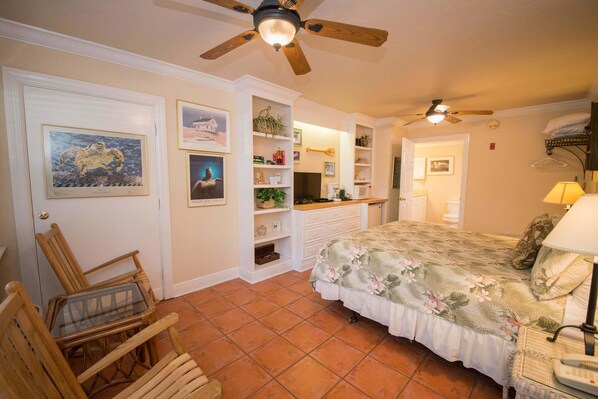 1 bedroom, iron/ironing board, free WiFi