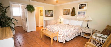 1 bedroom, iron/ironing board, free WiFi