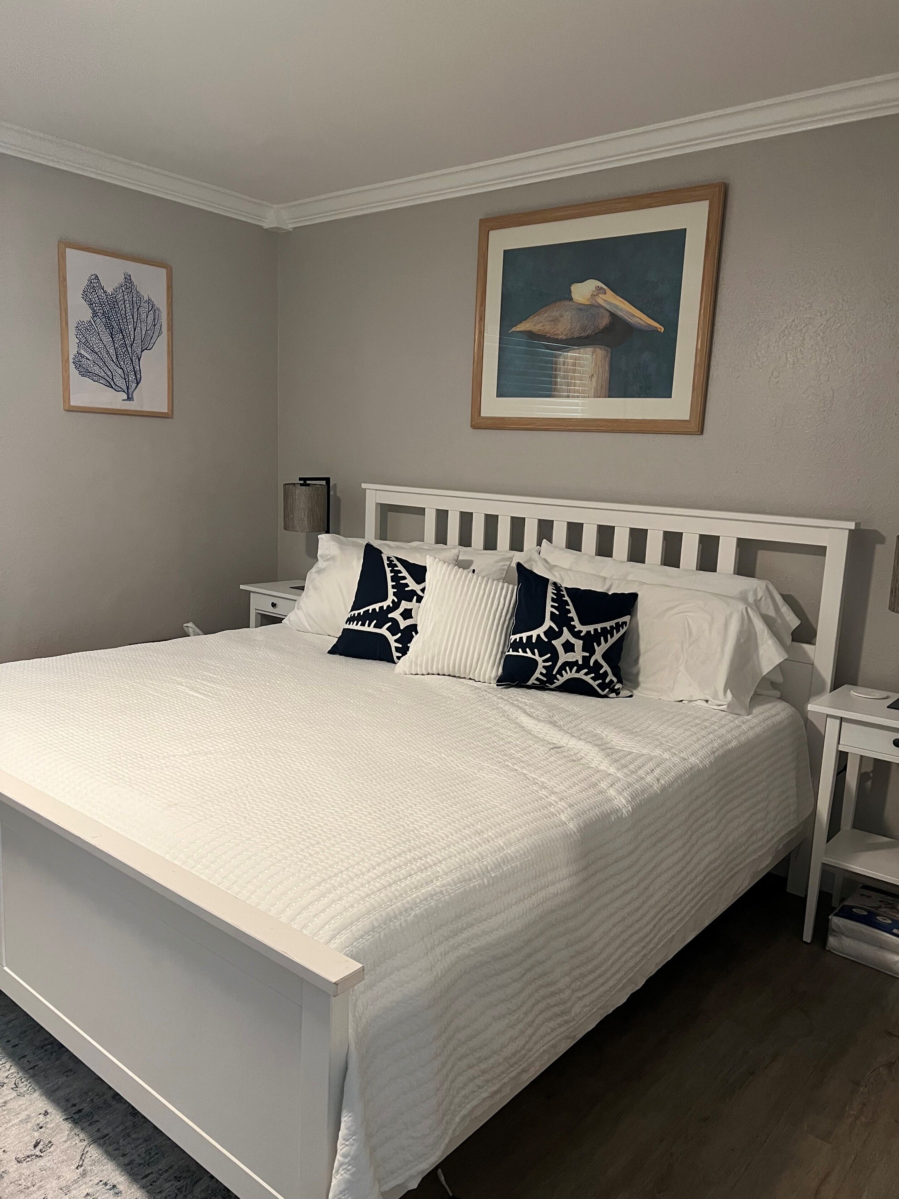 1 slaapkamer, een strijkplank/strijkijzer, gratis wifi, beddengoed