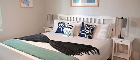 1 slaapkamer, een strijkplank/strijkijzer, gratis wifi, beddengoed