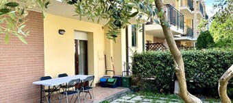 SE097 - Senigallia, two-room apartment with garden