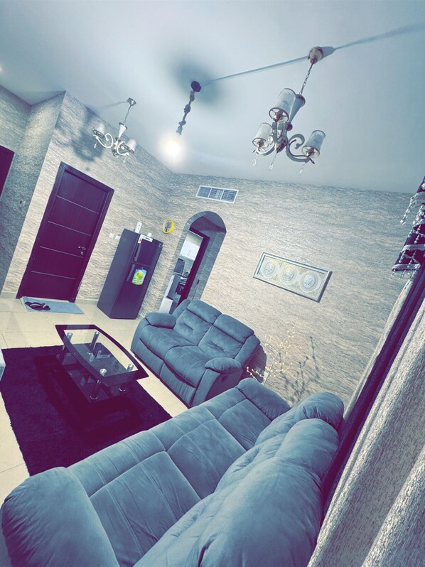 Interior - Beautiful house near to supermarket taxi bus city center  (Ajman)