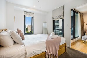 2 bedrooms, in-room safe, iron/ironing board, WiFi