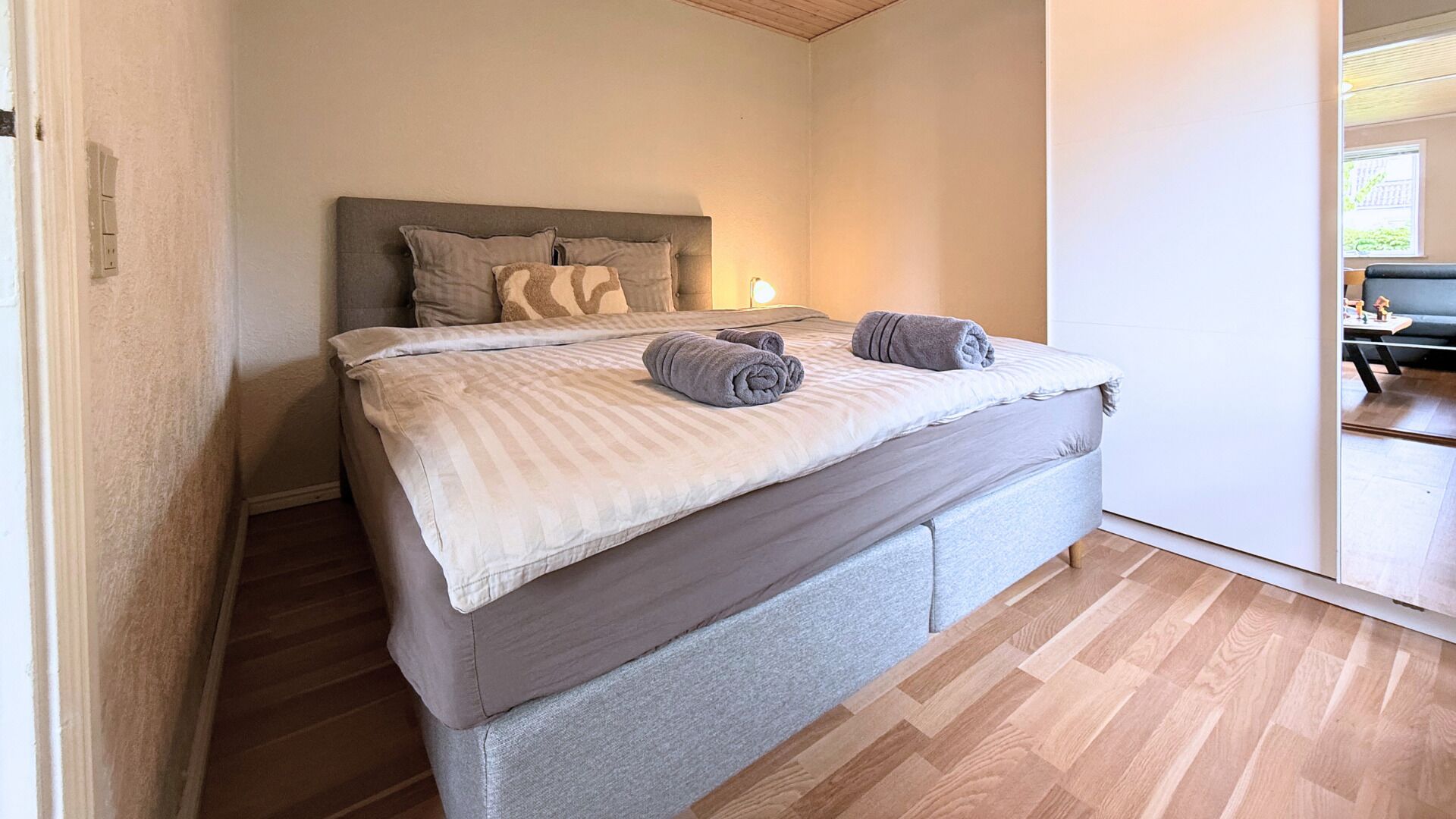 4 slaapkamers, reisbedje, gratis wifi, beddengoed