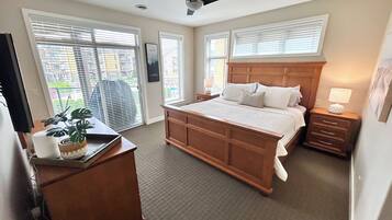 3 bedrooms, desk, iron/ironing board, free WiFi