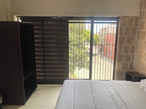 Superior-Zimmer, 1 Schlafzimmer | Zimmersafe, Schreibtisch, laptopgeeigneter Arbeitsplatz