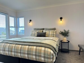 3 bedrooms, iron/ironing board, travel crib, free WiFi