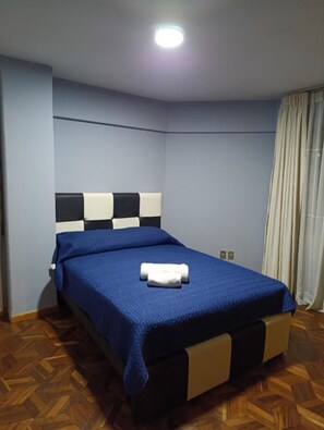 1 bedroom, free WiFi, bed sheets - Céntrico y confortable
 (La Paz)