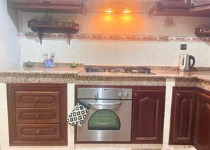 Private kitchen - Superb duplex avec vue jardin (TANGER)