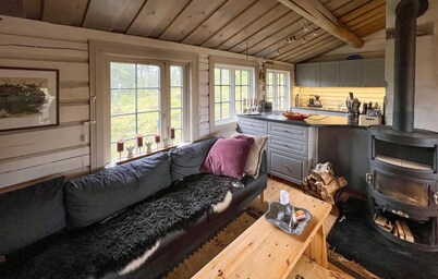 Awesome home in Aurdal with sauna