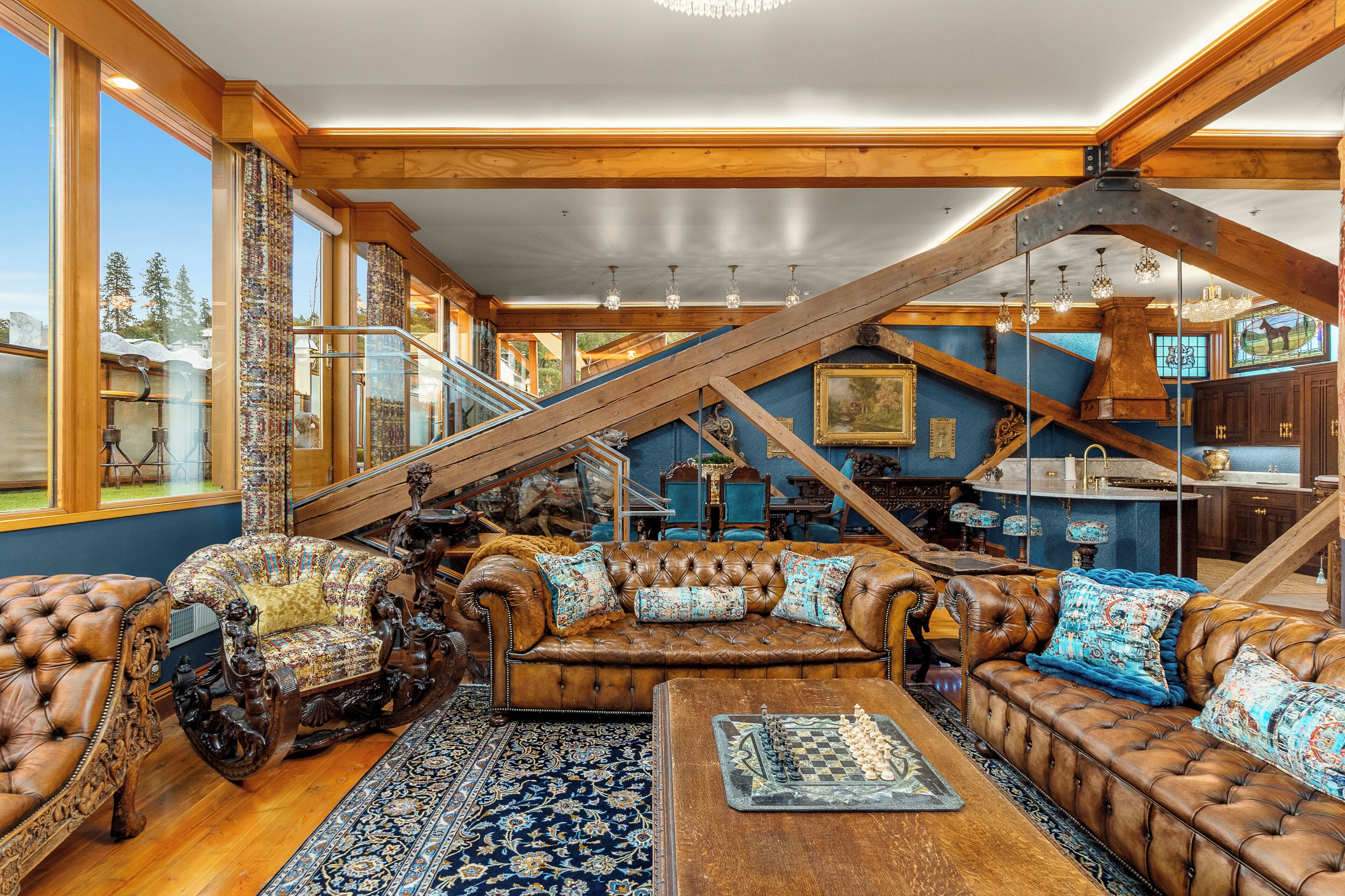 Exclusive Penthouse, River View | Living area | 70-inch Smart TV with digital channels, fireplace