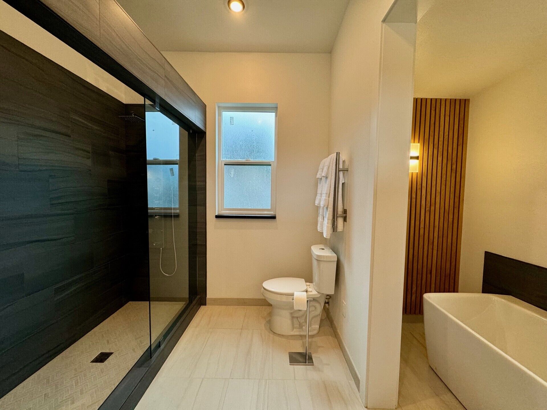 Towels, soap, shampoo, toilet paper
