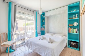 3 quartos, ferros/tábuas de passar roupa, Wi-Fi, roupa de cama