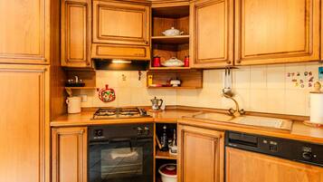 Fridge, microwave, oven, toaster