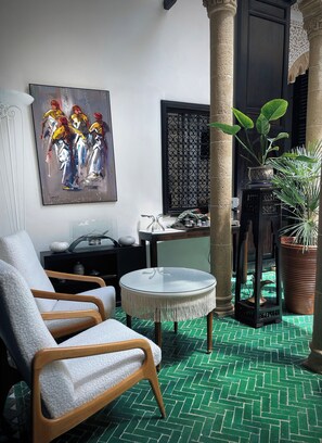 Terrace/patio - Riad Dar Lalzohra (Rabat)