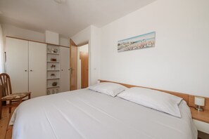 1 camera, accesso a Internet