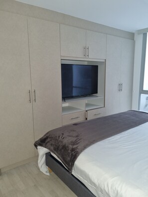 3 dormitorios, caja fuerte, wifi y ropa de cama