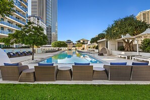 Sisäuima-allas, lämmitetty uima-allas