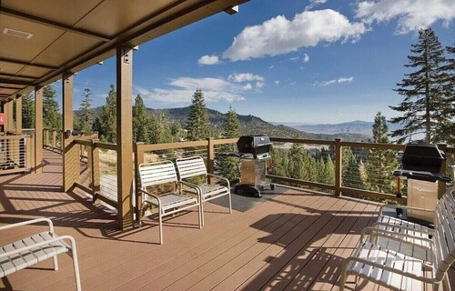 Luxurious 2BR/2BA Suite Steps From Heavenly Mtn. Ski Lifts