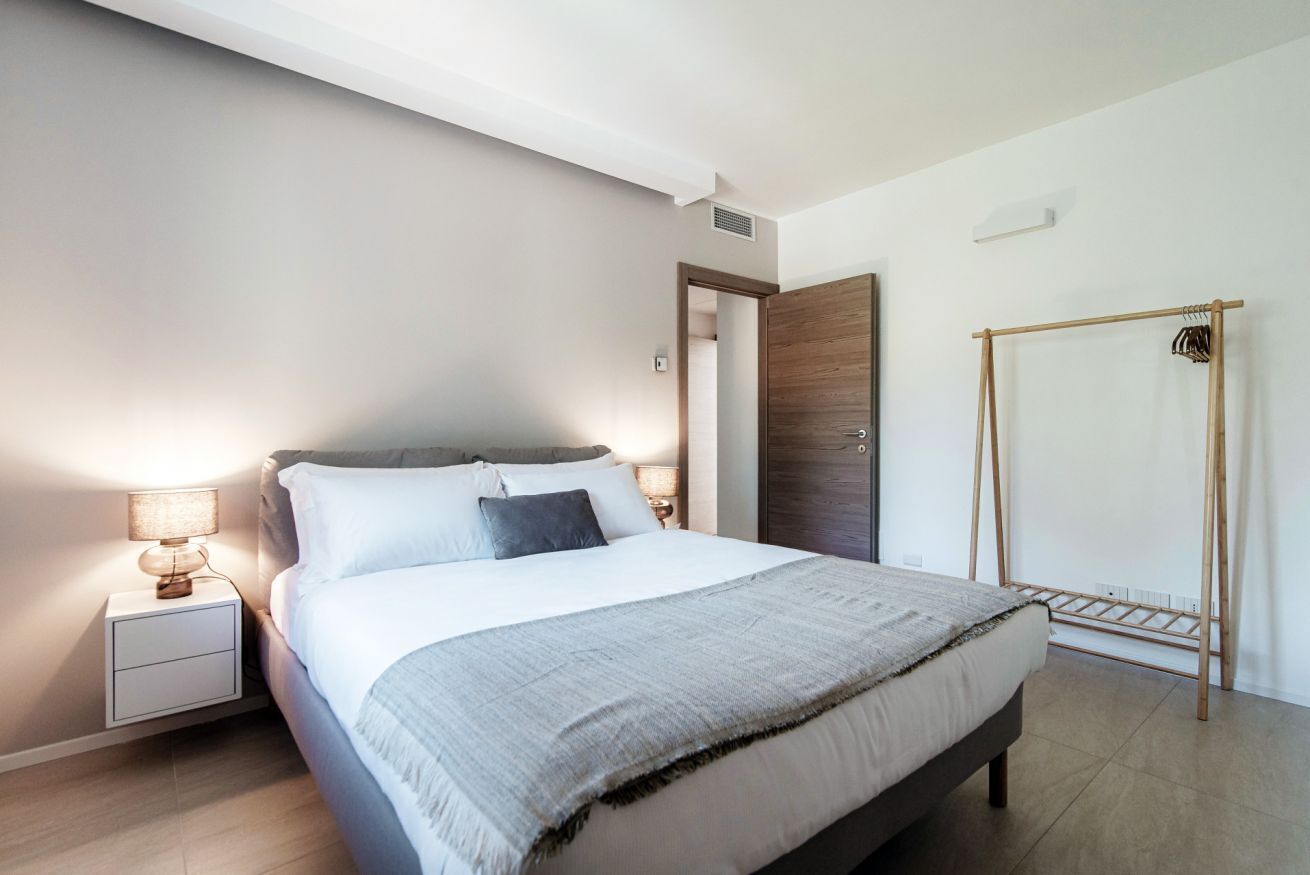 2 habitaciones, tabla de planchar con plancha y wifi gratis 