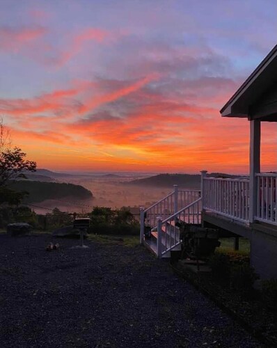 Scenic views, Fire Pit, Cozy
Close to the Buffalo National River
Pet friendly