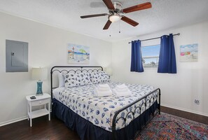 3 habitaciones, tabla de planchar con plancha, cuna de viaje y wifi