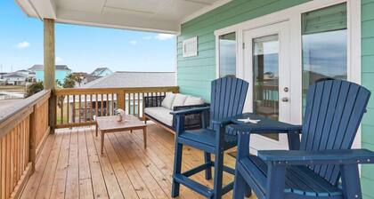 Welcome to Ocean View! New Construction! Completed in 2024! Pet Friendly!