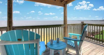 Pelican's Landing--Waterfront Home Close To Kemah Boardwalk!