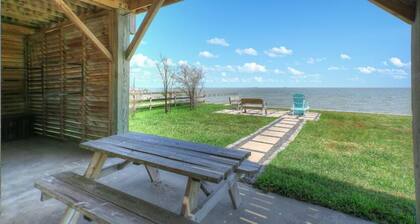 Pelican's Landing--Waterfront Home Close To Kemah Boardwalk!