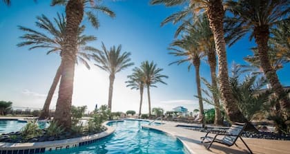 Beach Bayby! Townhouse in Popular Pointe West. Resort Pools, Lazy River!
