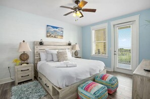 2 bedrooms, iron/ironing board, travel cot, WiFi