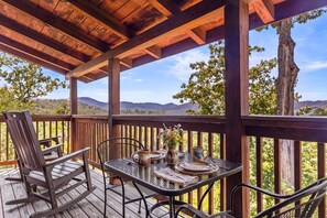Outdoor dining - Mountain views and a cozy hot tub! - Always (Gatlinburg)