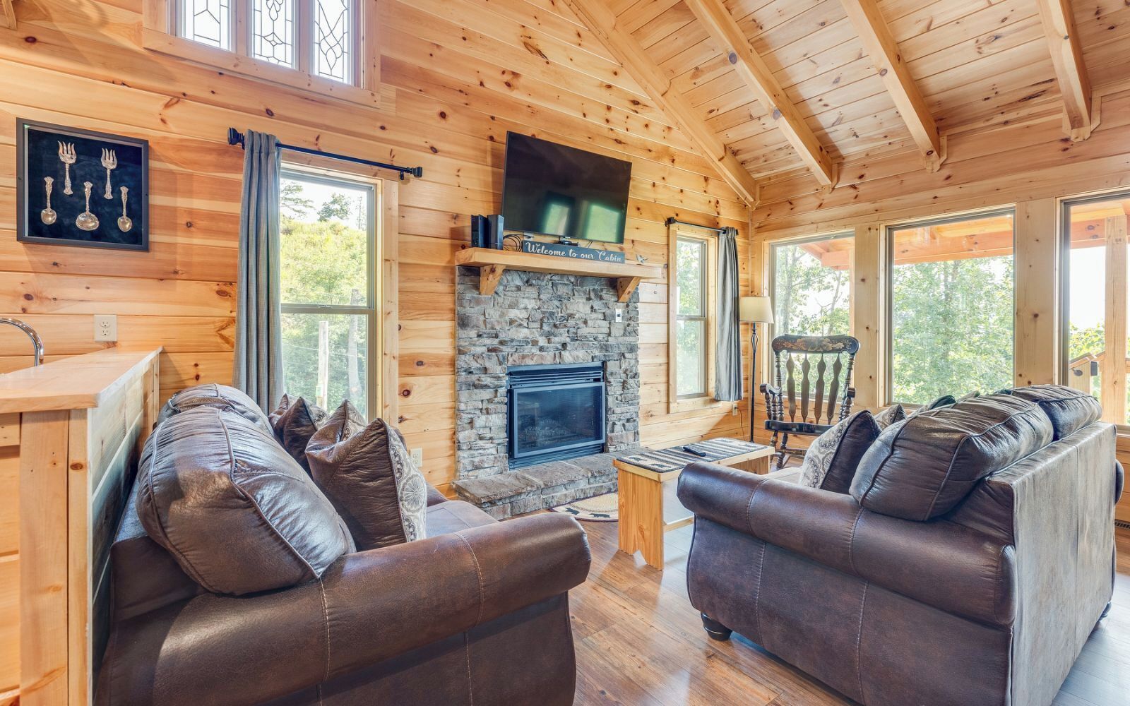 TV connectée, cheminée