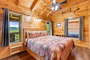 2 bedrooms, free WiFi, bed sheets - Life's a Bear - Mountain views, fire pit, and hot tub! (Gatlinburg)