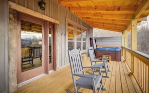 Outdoor spa tub - The Homestead - Mountain views from your hot tub! (Gatlinburg)