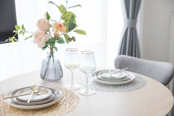 Leilighet – design | Spiseområde på rommet