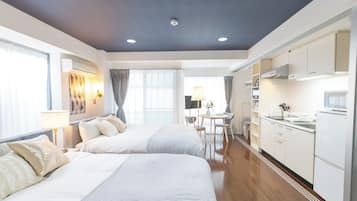 Design Apartment | 1 bedroom, desk, blackout drapes, soundproofing