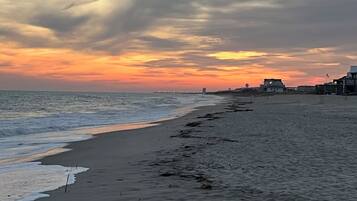 Beach nearby, sun loungers