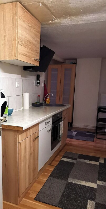 Privat Zimmer in Zwei-zimmer-wohnung als 2er WG